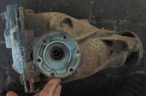 Diferencial traseiro OEM 7524319 para BMW Série 1 E87 image 3