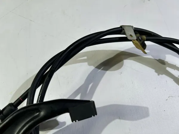 Câble de frein à main OEM 6447008 Dodge Durango 2014- image 3