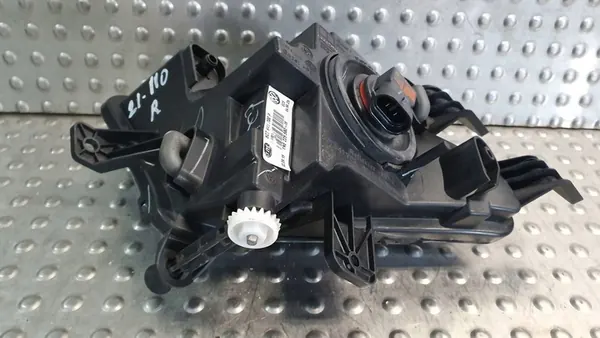 VW JETTA farol de neblina direito 5C7941700P image 8