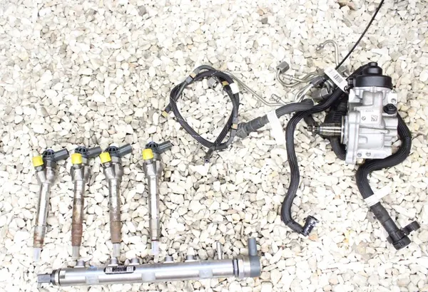 Ensemble d'injecteurs BMW N47D16 1.4D 1.6D 8515060 image 1