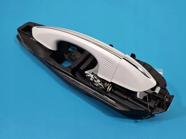 Rechte vordere Außentürgriff Ford Edge II EM2B-R224N02-BB image 1