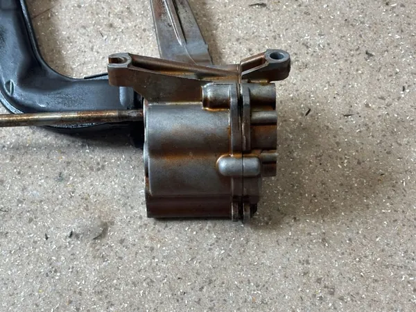 Pompe à huile BMW OEM 7846385 pour M2/M3/M4 S55 image 7