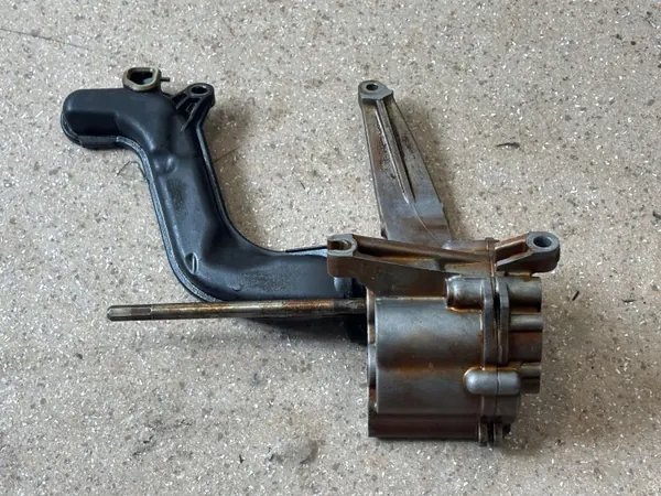 Pompe à huile BMW OEM 7846385 pour M2/M3/M4 S55 image 9