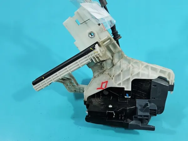 Vänster Baklås 81410-F2000 Hyundai Elantra VI 15-20 image 4