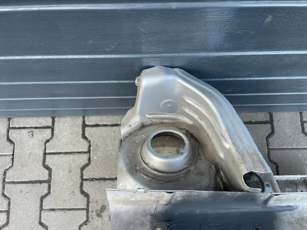 SEAT IBIZA J Oikea pitkittäispalkki LS7Y - Käytetty image 6