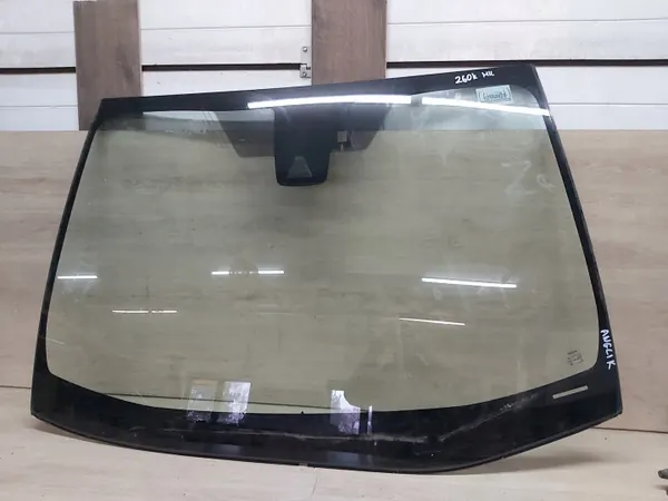 Toyota Corolla E21 framruta OEM E21 SZYBA ANGLIK image 2