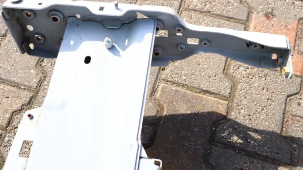 Fiat Tipo II vasen etupään paneeli OEM 1184584360 image 5