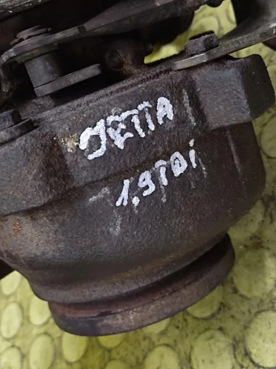 Käytetty turbo OEM 038253016K VW Jetta V 1.9 TDI:lle image 10