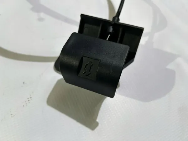 Câble d'ouverture capot Ford F150 OEM 827492947 image 3
