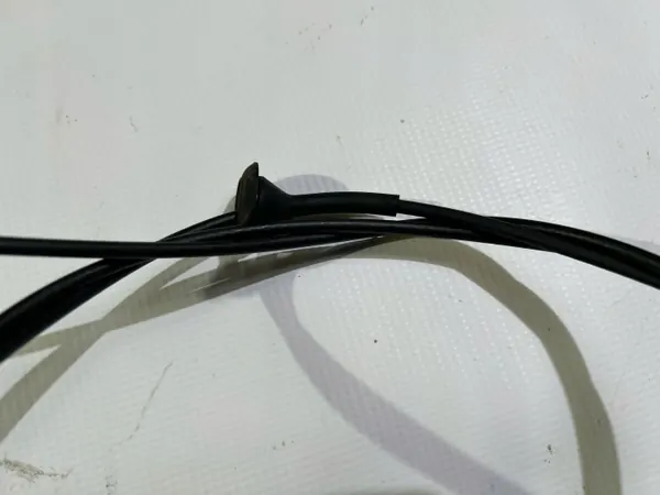 Câble d'ouverture capot Ford F150 OEM 827492947 image 6