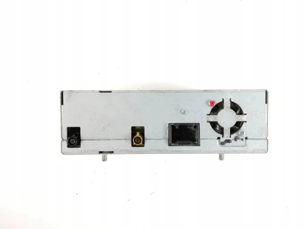 Mercedes W221 Radiovahvistin OEM A2218206689 image 5
