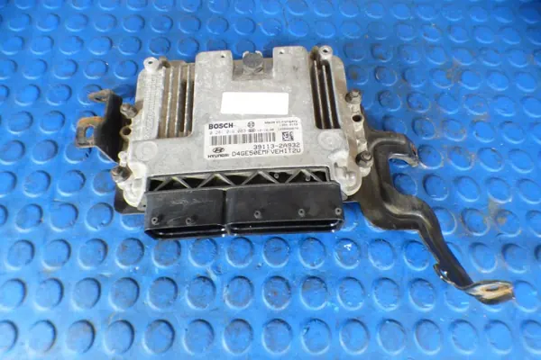 Motorsteuergerät OEM 39113-2A932 für Hyundai i30 II 1.6CRDI image 2