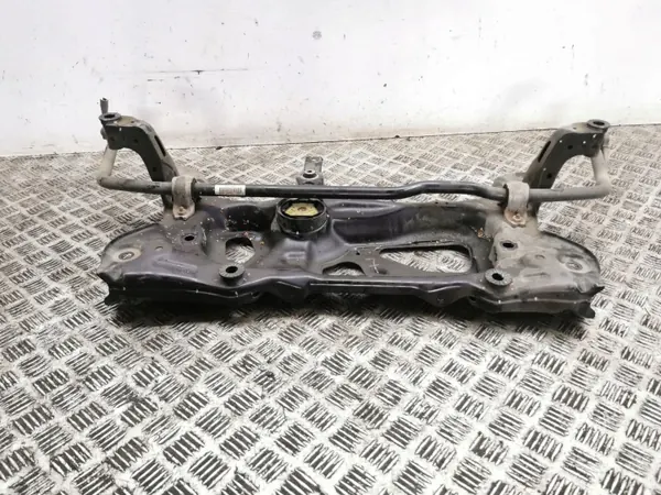 Audi Q2 2017 Framhjulsram OEM 3Q0199315D image 6