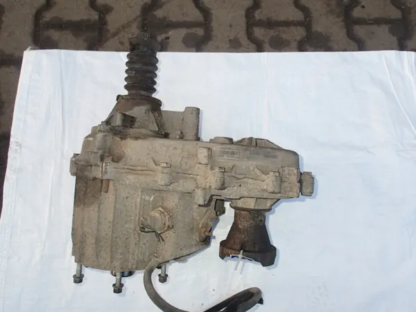 Boîte de transfert Jeep Cherokee KJ OEM P52853123AD image 2