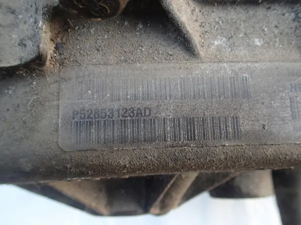 Boîte de transfert Jeep Cherokee KJ OEM P52853123AD image 3
