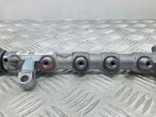 Régulateur pression carburant OEM 03L130089J Audi Q3 image 7