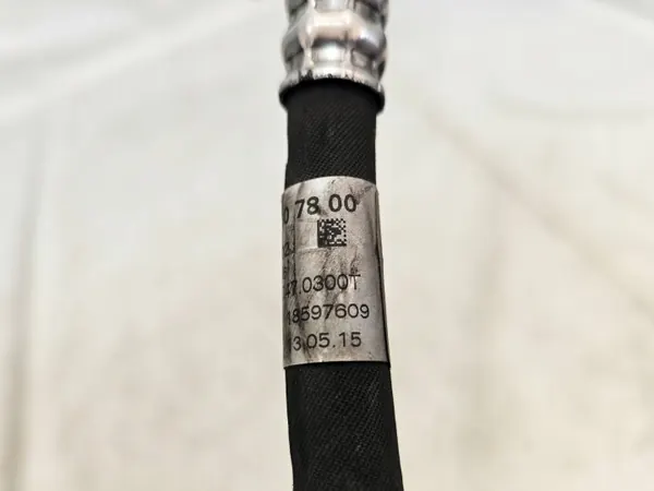 Manguera A/C Mercedes-Benz OEM A2228307800 - Usado image 9