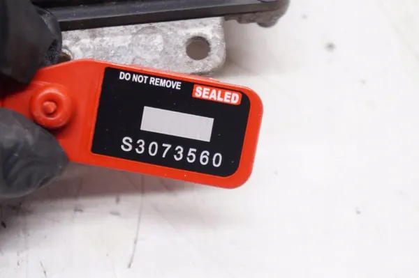 Sensor de impacto esquerdo Volvo OEM 31387378 para V40 II image 5