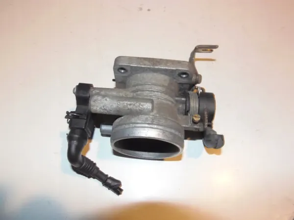 Corps de papillon OEM MHB000080 pour Land Rover Freelander I image 3
