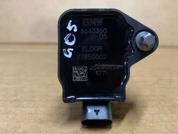 Bobina de ignição BMW X5 G05 2019 8643360 image 2