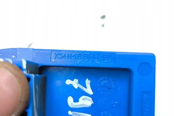 Relé de ventilador de calefacción FORD FOCUS TURNIER XS4H18B647BA image 3