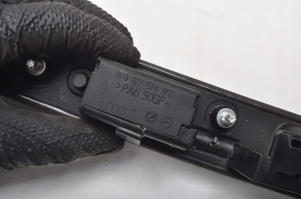 OEM 8P48275743FZ Heckklappenleiste für Audi image 6
