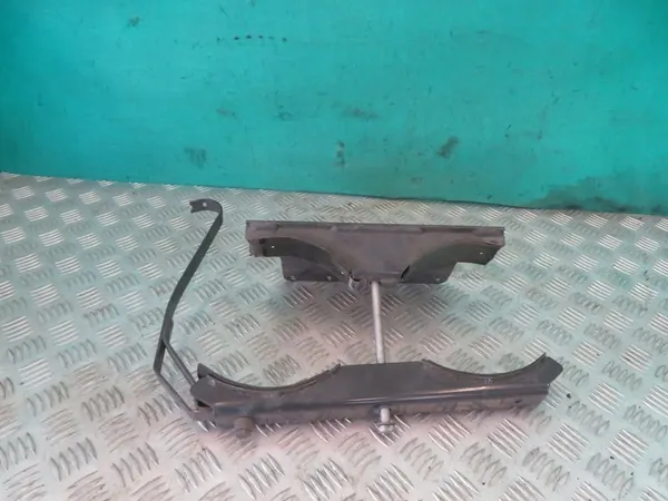 Support de réservoir d'air Scania G410 23R image 5