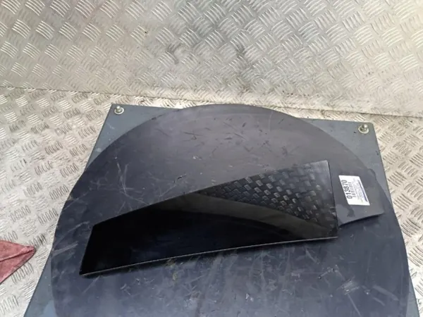 Vitre de pilier droit Tesla Model S OEM 13870 image 3