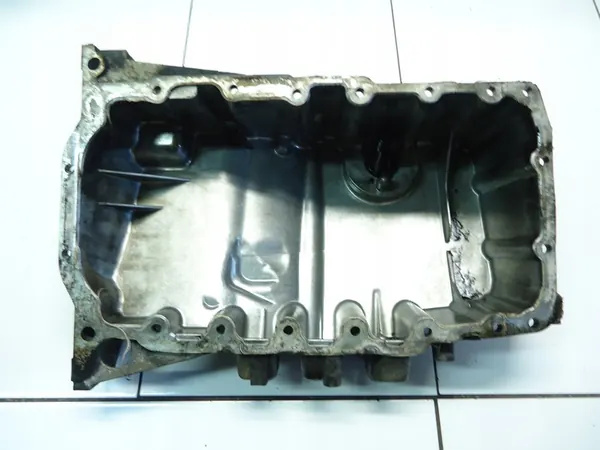 VW SKODA AUDI 2.0TDI Oljetank 03G103603AH image 5