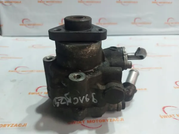 VW Crafter Amarok 2.0 TDI Power Steering Pump 2E0422145B image 3