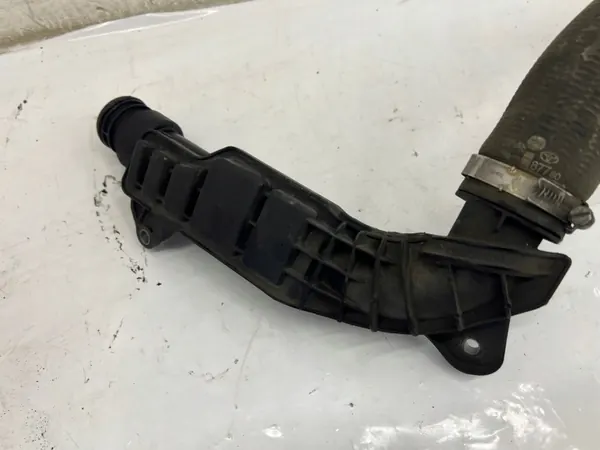 OEM 9821687780 Intercoolerrör för Toyota Proace image 7