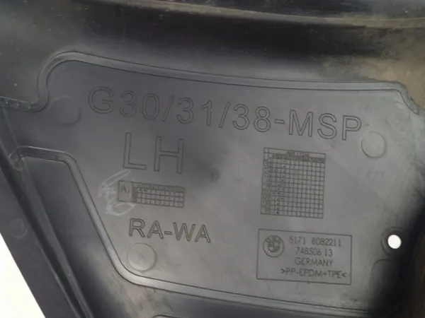 BMW OEM 8082211 Para-lamas Dianteiro Esq G30 G31 image 3