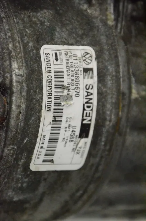 VW Ilmastointikompressori 1K0820803T image 3