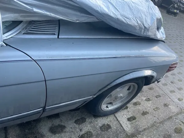Parafango anteriore Mercedes 107 SL SLC image 4