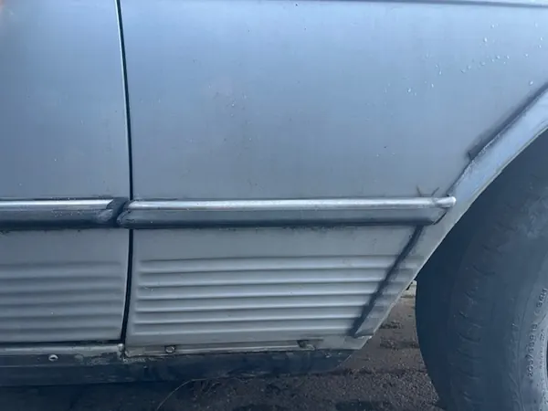 Parafango anteriore Mercedes 107 SL SLC image 5