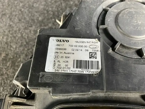 VOLVO FH4 Oikea Heijastin Lamppu 2239217 image 5