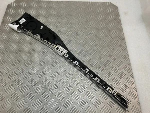 Panel de puerta trasera Volvo XC90 OEM 31407870 image 8