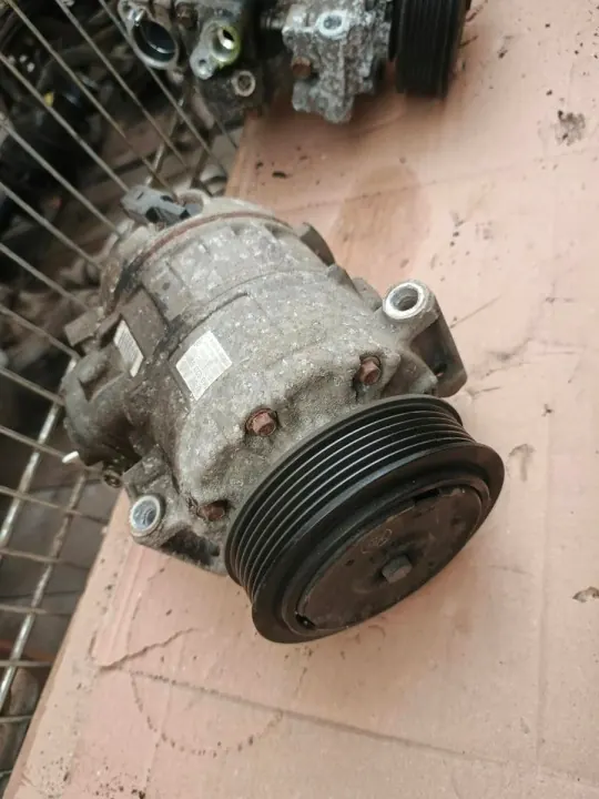 Airco Compressor VW Golf V Touran Audi A3 Octavia OEM image 3