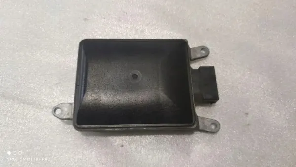 Radar de asistencia de cambio de carril OEM 8T0907568B Audi A5 image 2