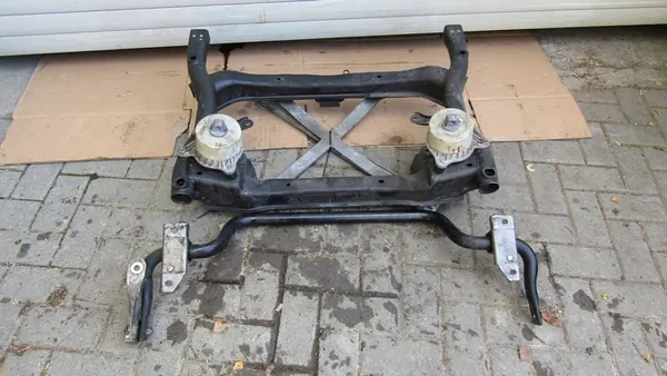 MERCEDES C KLASA W205 AMG KOŁYSKA SANKI image 1