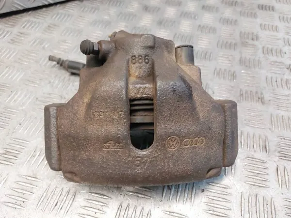 Disques, Plaquettes et Étriers de Frein Avant Audi A6 C6 image 6