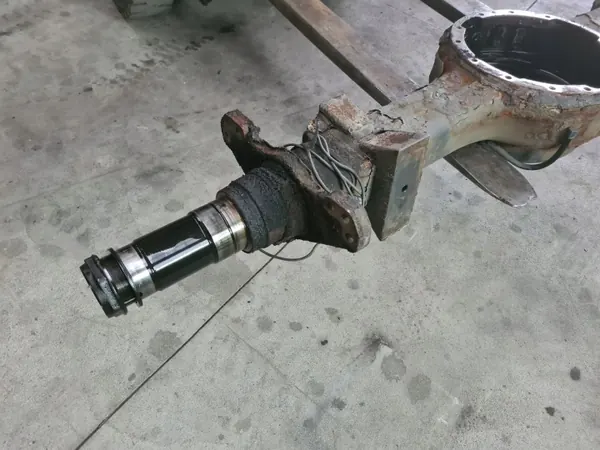 Renault Gama D WIDE Achsgehäuse - Gebrauchtes OE-Teil image 3