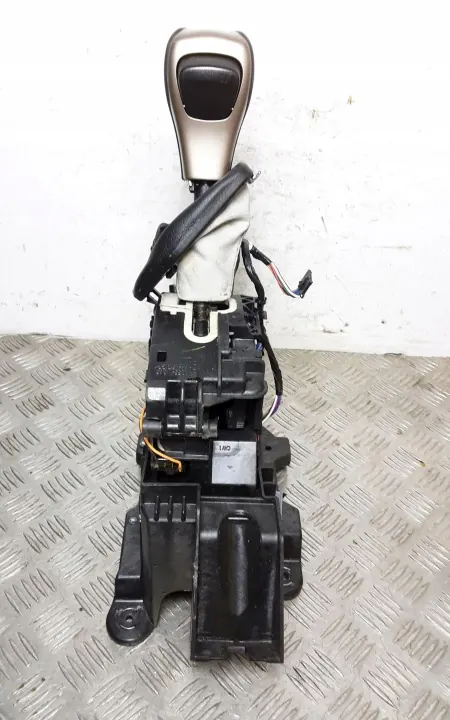 Levier de vitesse Jeep Cherokee OEM P1UT701X9AG image 4