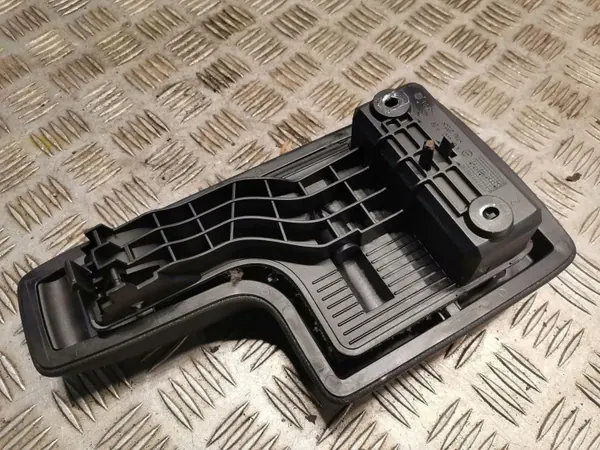 Reposabrazos Mercedes W245 Lift OEM 1696801939 Negro image 4