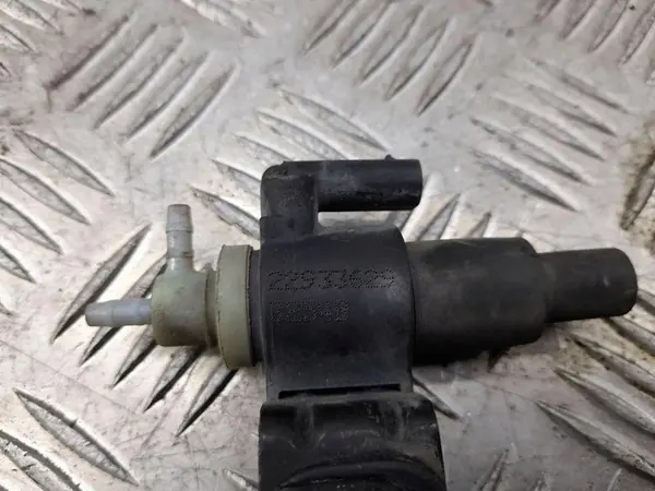 Vanne à vide Cadillac CTS 22933629 image 2