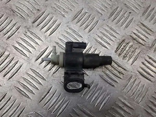 Vanne à vide Cadillac CTS 22933629 image 5