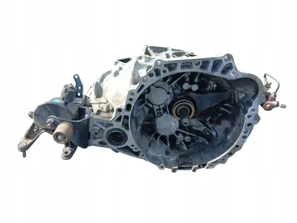 Toyota Avensis T27 2.0 D4D 143KM Gearbox 109k image 2
