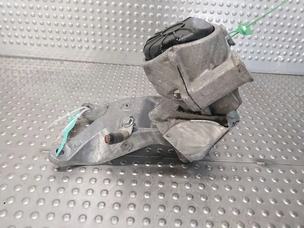 Engine Mount Support Audi A6 C7 4G0199308AA image 2