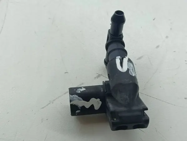 Voorruit sproeier Mercedes-Benz ML W164 2006 A1648600347 image 2