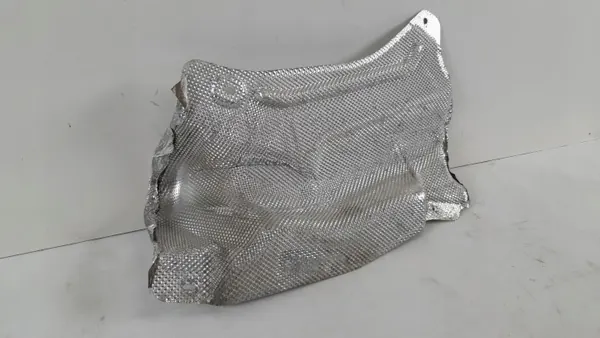 Volvo V60 II värmeskydd OEM 31478284 image 3
